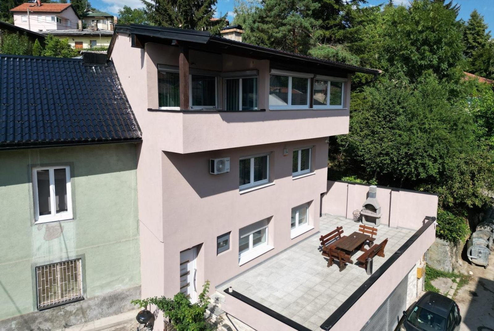 Villa Tara - Sarajevo Center Екстериор снимка